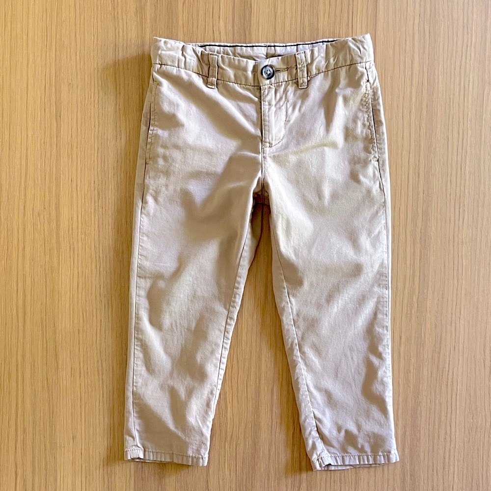 H&M, kid’s Twill chinos lightweight pants with adjustable waist, size 2/3 years